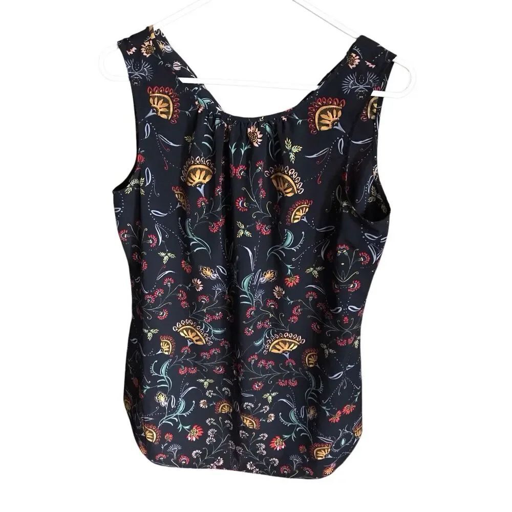 CAbi floral top blouse sleeveless size Medium black ties in back